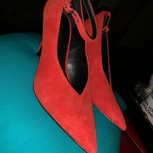 Nine West red suede heel